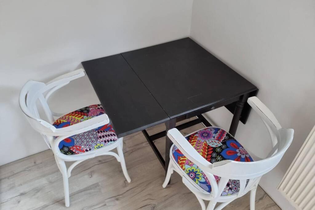 Ferienwohnung/Monteurwohnung Alte Garage Ahnatal Екстериор снимка